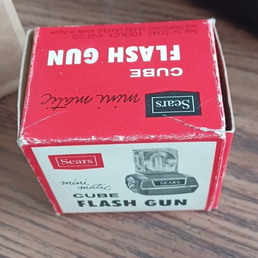 Vintage MCM Sears Cube Flash Gun, mini matic